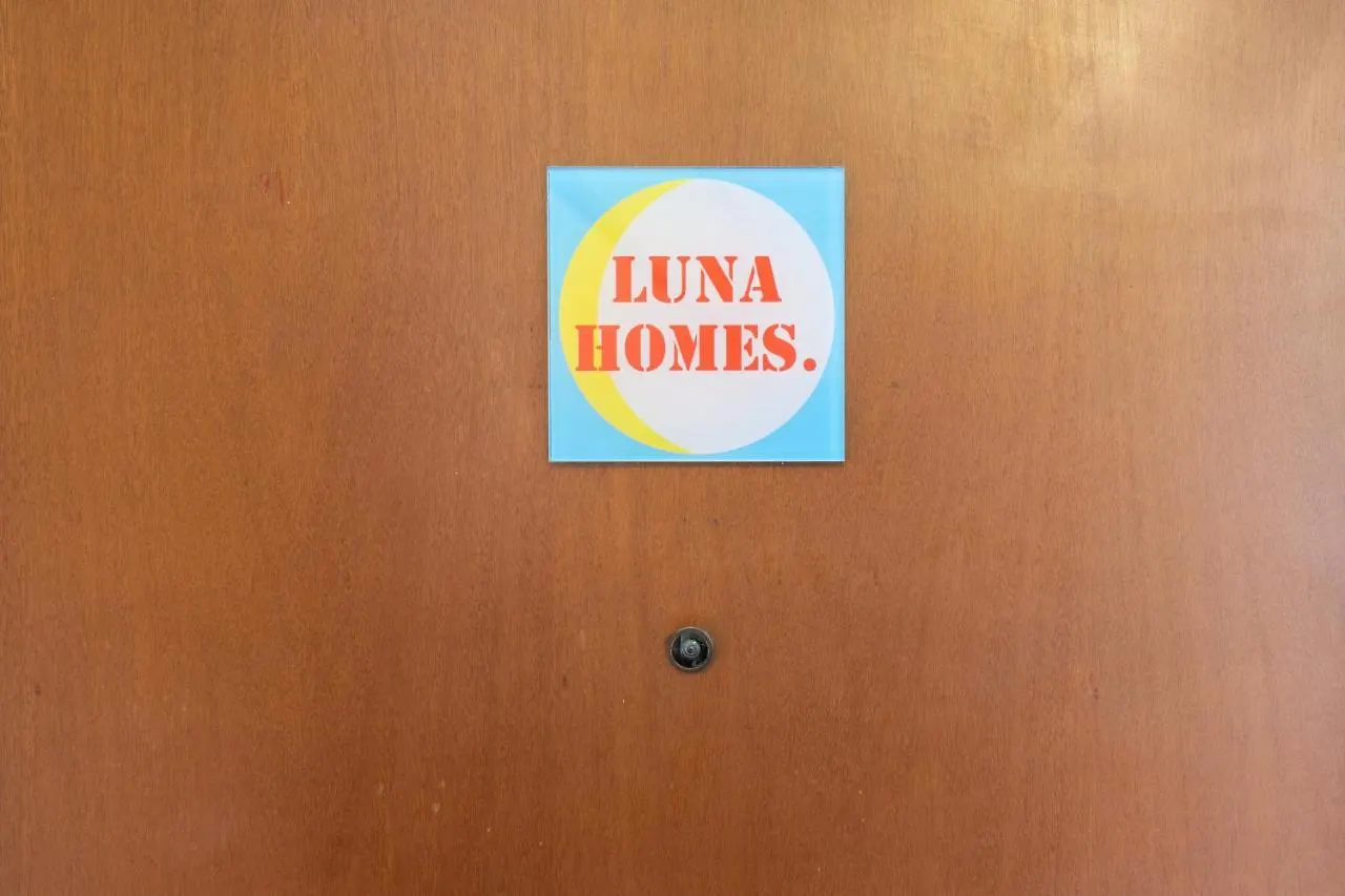 Luna Homes - Studio In Farini Milán